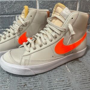Size 9.5 Nike Blazer 77 Mid Light Bone Orange